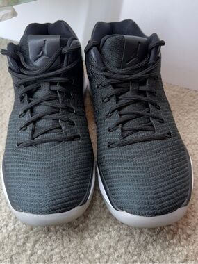 Jordan Air Jordan XXI Low Top Black/White Lace Up Basketball 2017 897564-002 SZ8